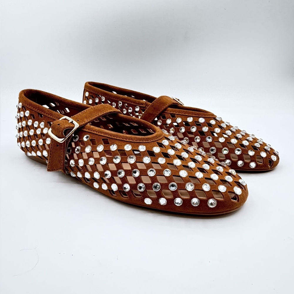 Steve Madden “Dreaming” chestnut flats